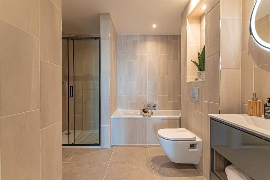 Penthouse River View! Wow Liverpool Extérieur photo