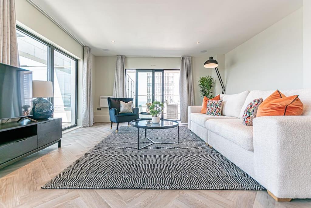 Penthouse River View! Wow Liverpool Extérieur photo